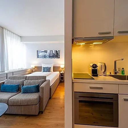 Apartmanhotel Brera Serviced Frankfurt Oper 4*