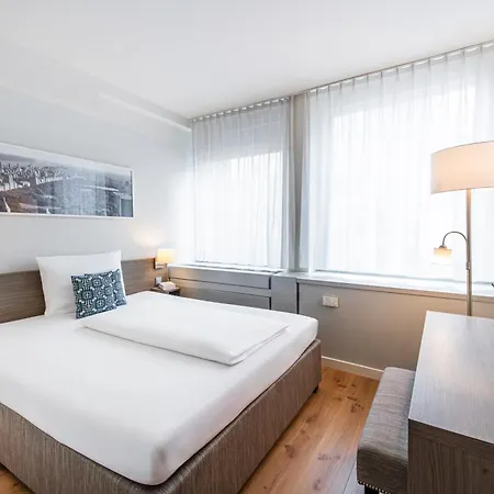 Brera Serviced Frankfurt Oper アパートホテル 4*